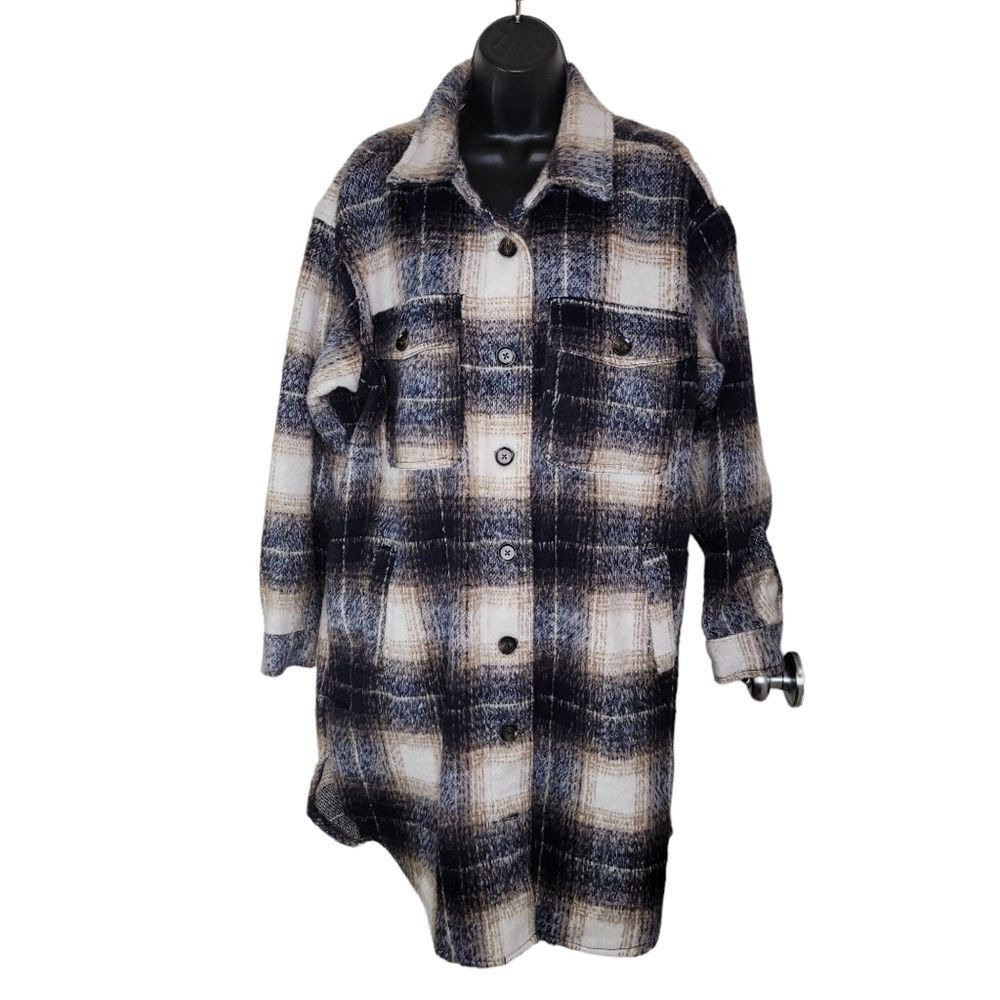 Maurices Plaid Long shacket Jacket size Large